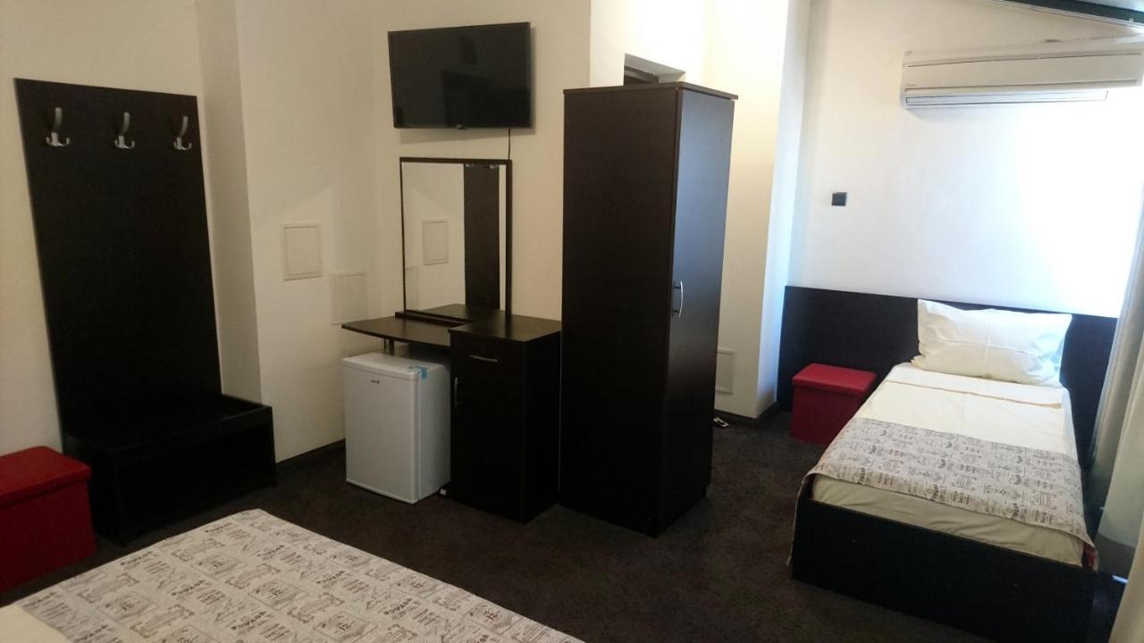 Park Apartments & Rooms Popovi Sandanski Luaran gambar