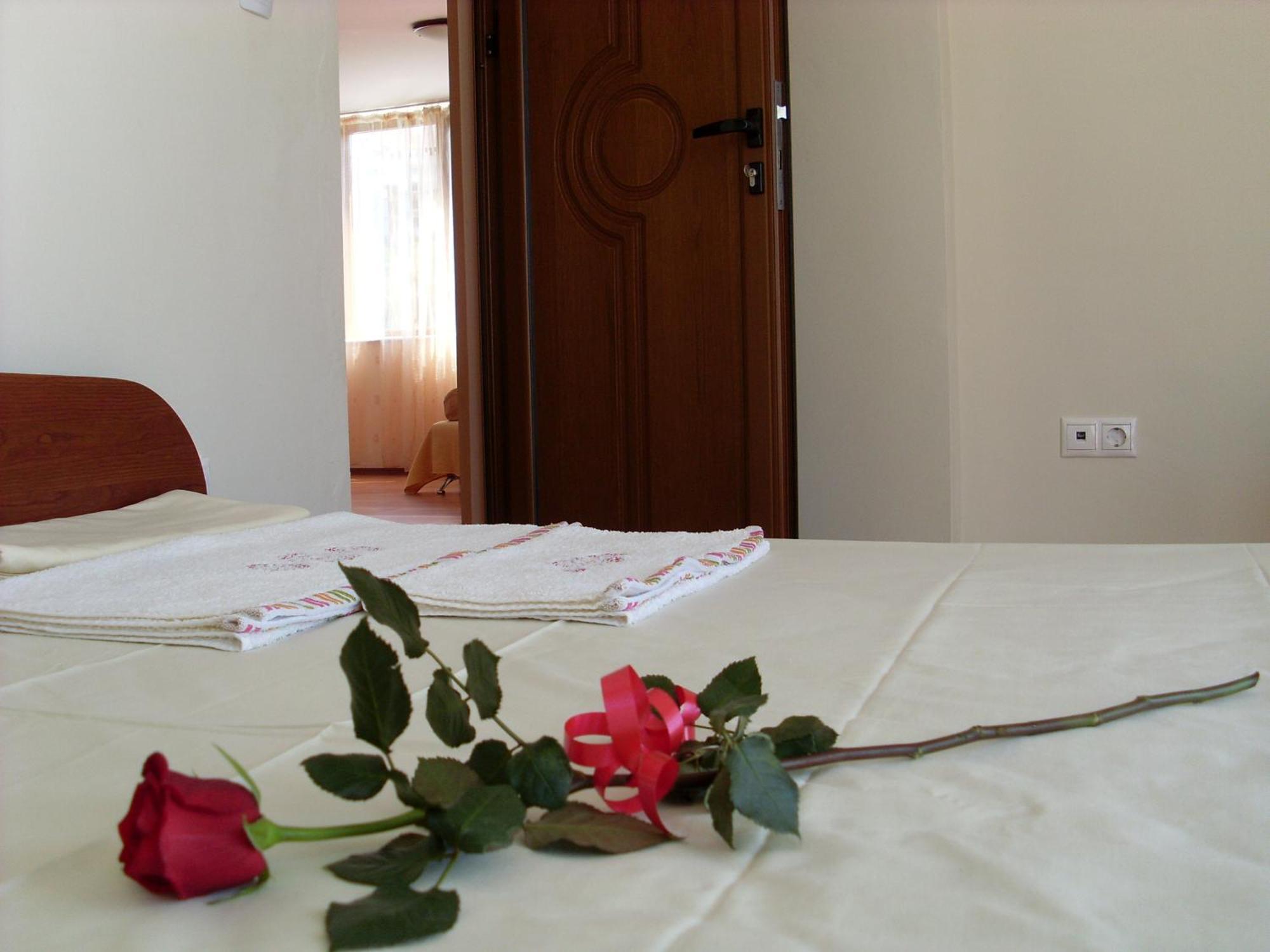 Park Apartments & Rooms Popovi Sandanski Luaran gambar
