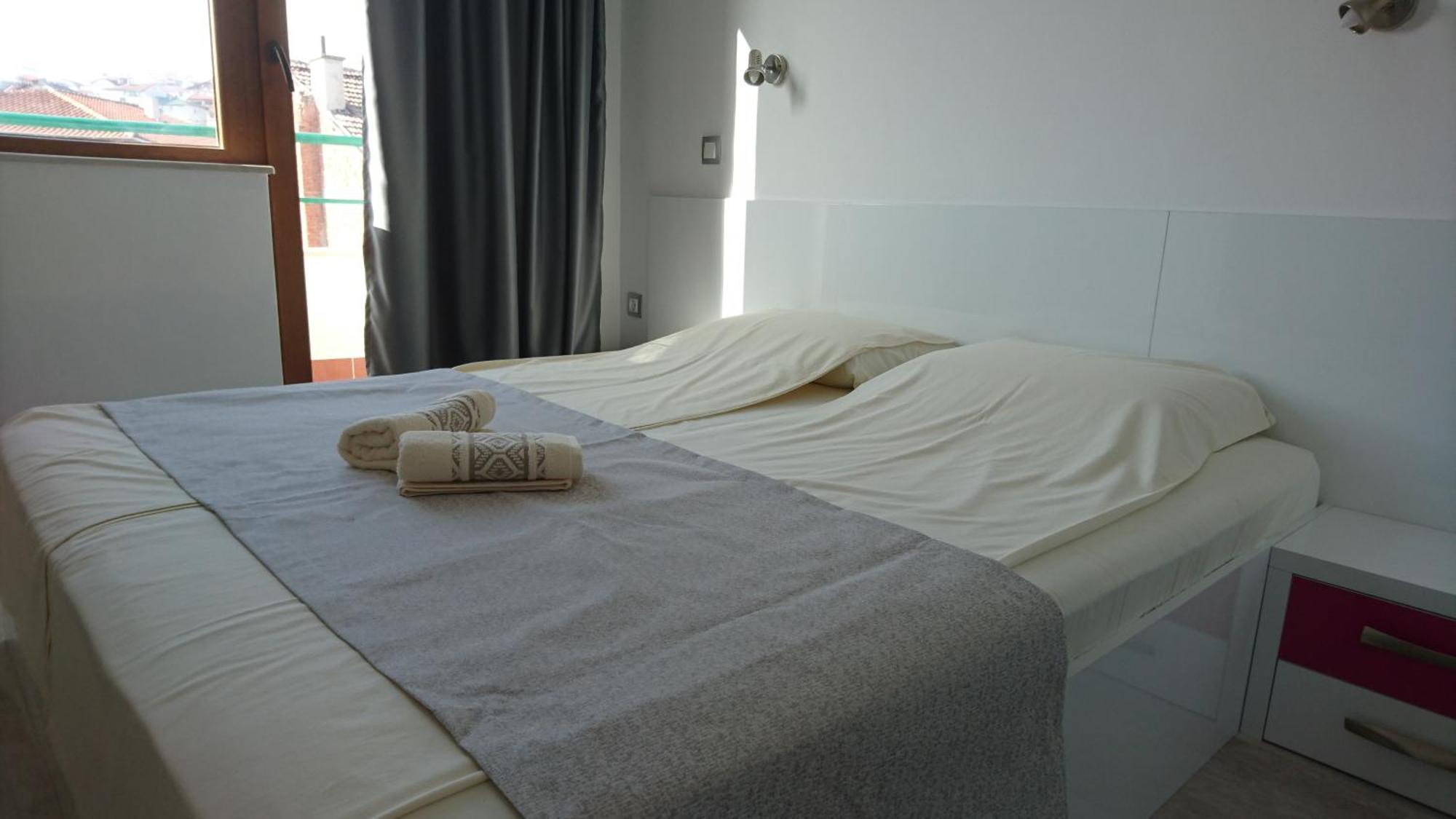 Park Apartments & Rooms Popovi Sandanski Bilik gambar